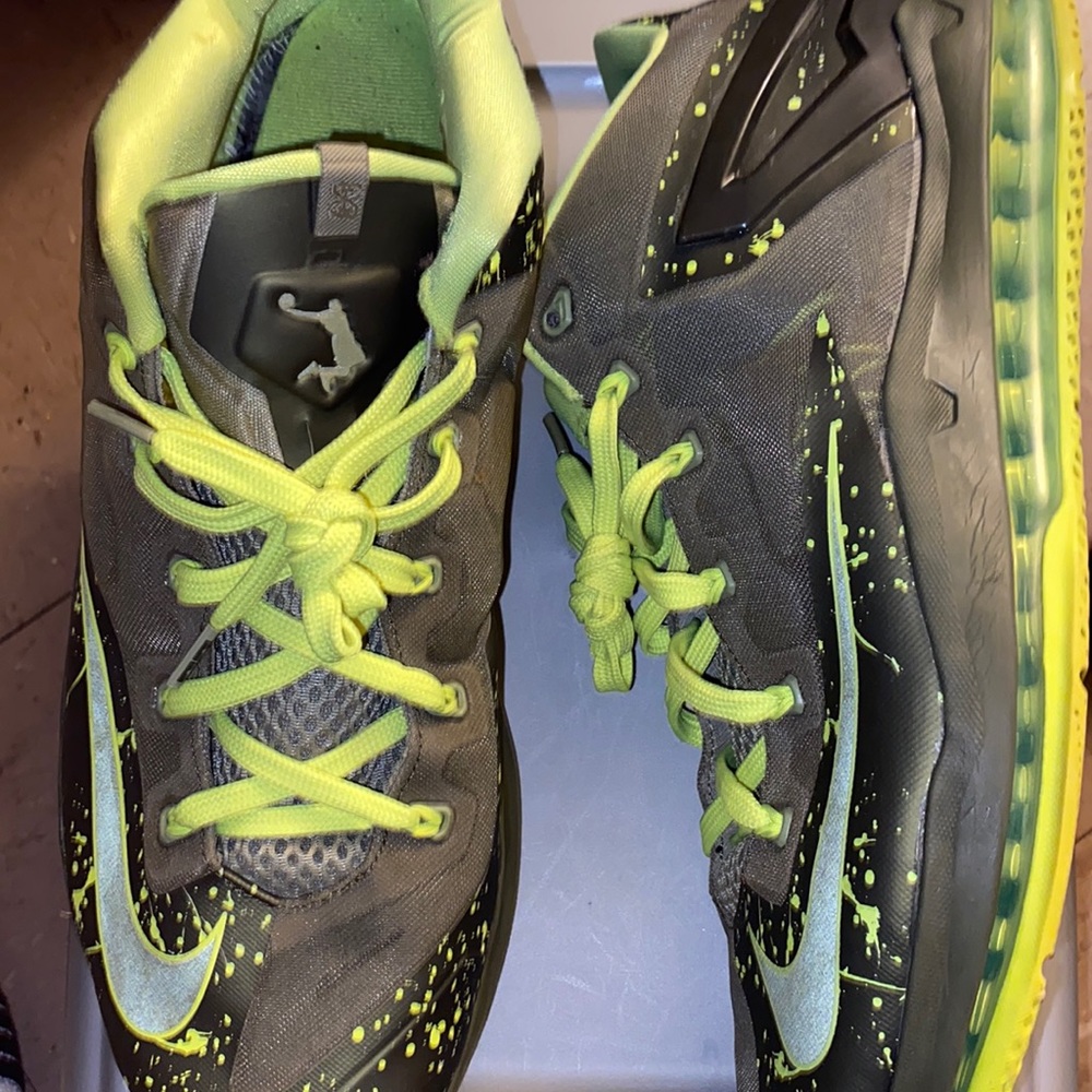LeBron 11 low “Dunkman” size 14